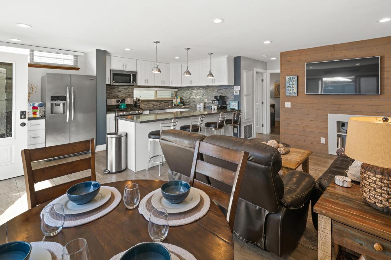 Stunning Beach Home - Large Patio, Parking, Ac & Dog Friendly! 圣地亚哥 外观 照片