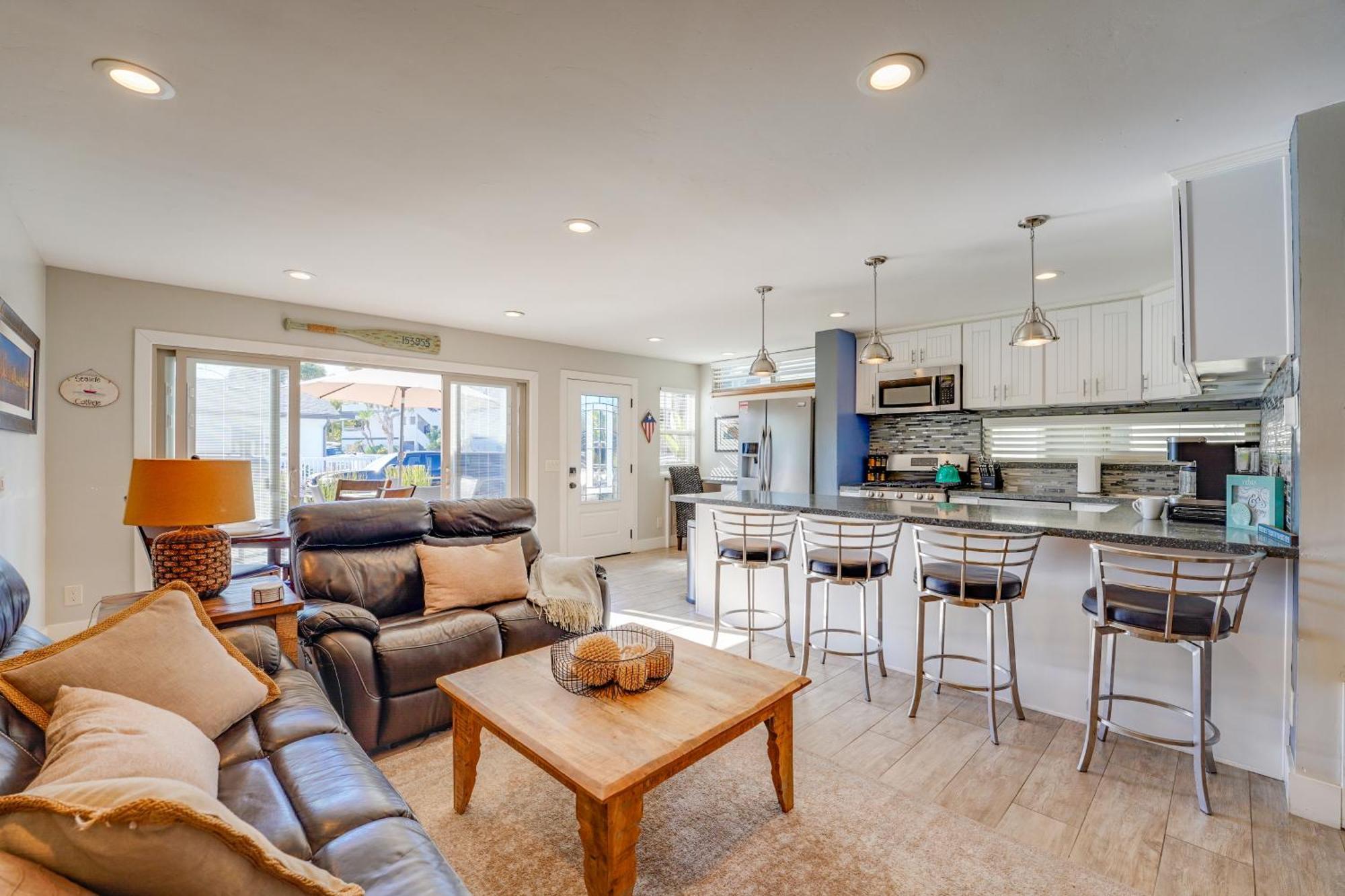 Stunning Beach Home - Large Patio, Parking, Ac & Dog Friendly! 圣地亚哥 外观 照片