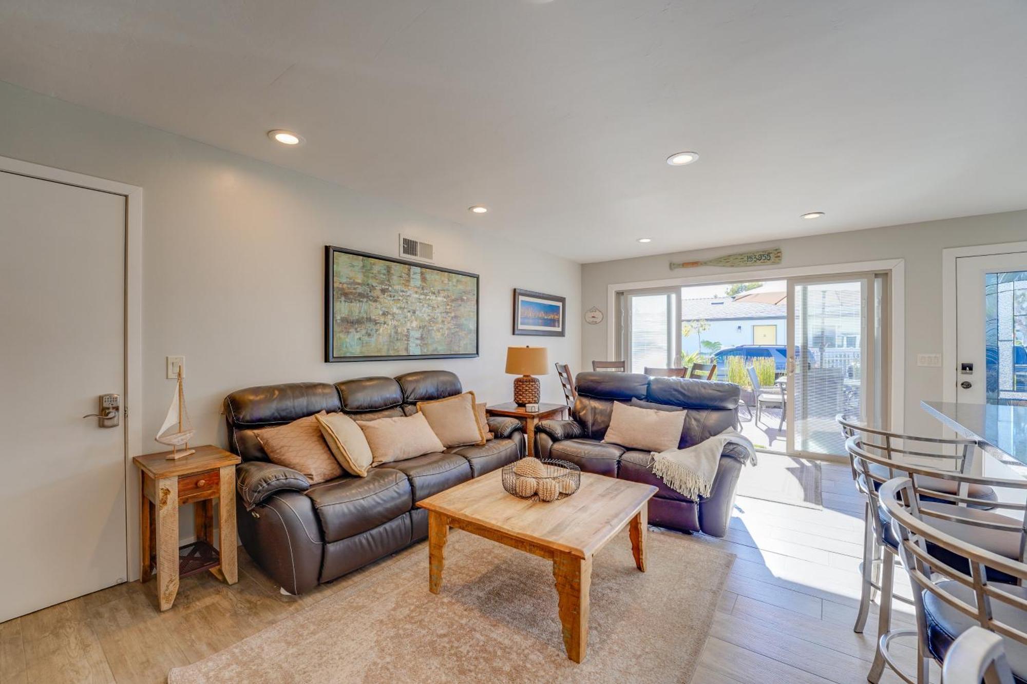 Stunning Beach Home - Large Patio, Parking, Ac & Dog Friendly! 圣地亚哥 外观 照片
